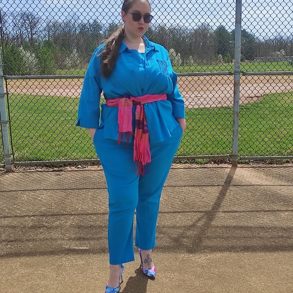 Hello!! Hello! Hello. Come on in! - Picture 4 of 6